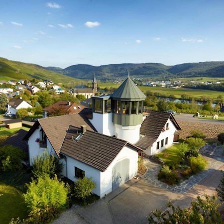 Апартаменти Weingut & Gastehaus Schumann Лізер Екстер'єр фото